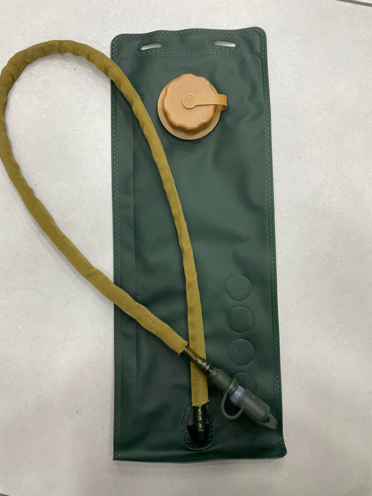 Water bag for bicycles and sports