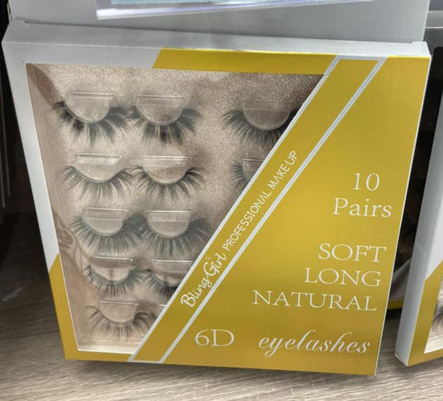 BG Eyelashes 10 Pairs / EL2105215