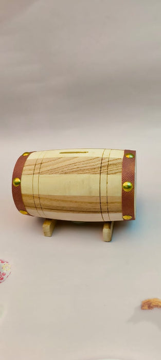 Antique Wooden Box / 10170006