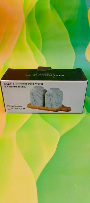 Salt And Pepper Shaker with Bamboo Tray / 12350028