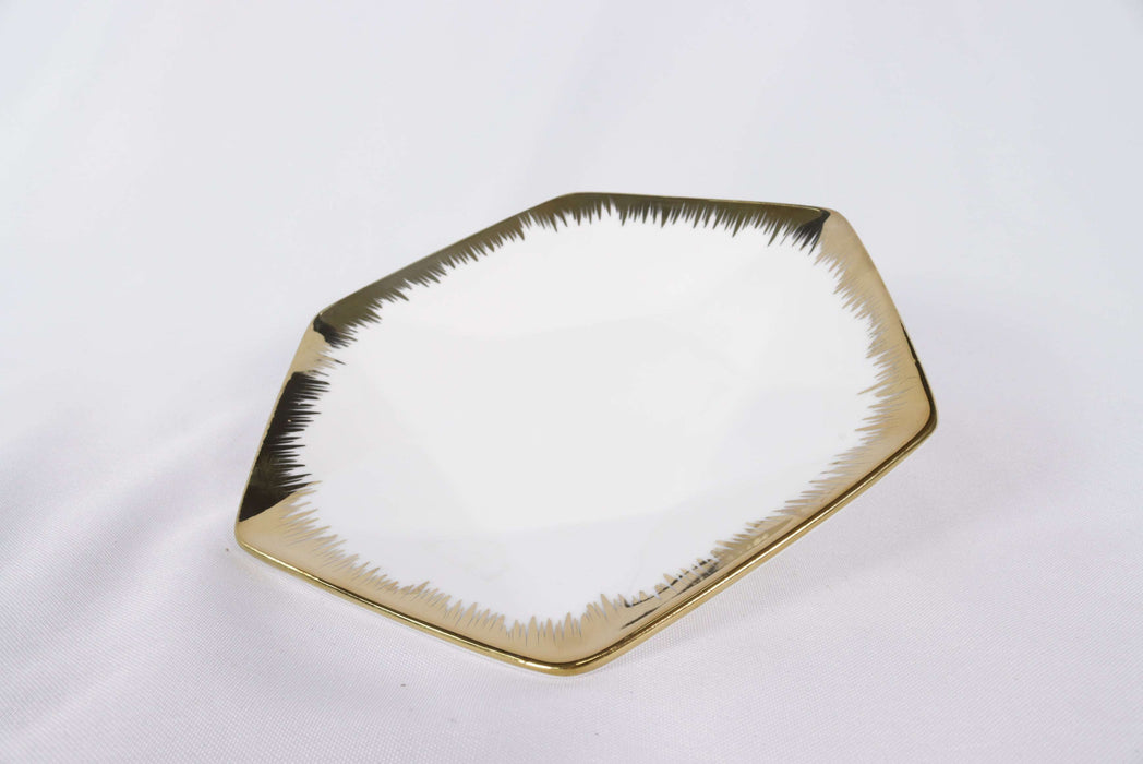 Golden Rimmed plate / 13880108
