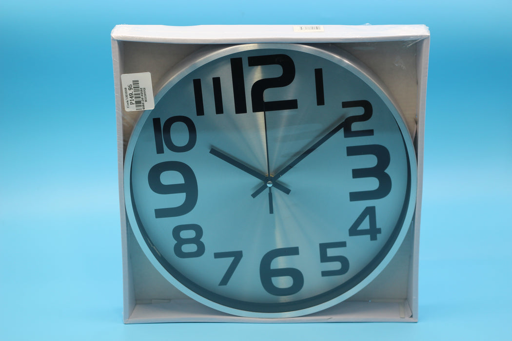 Clock / 12010259