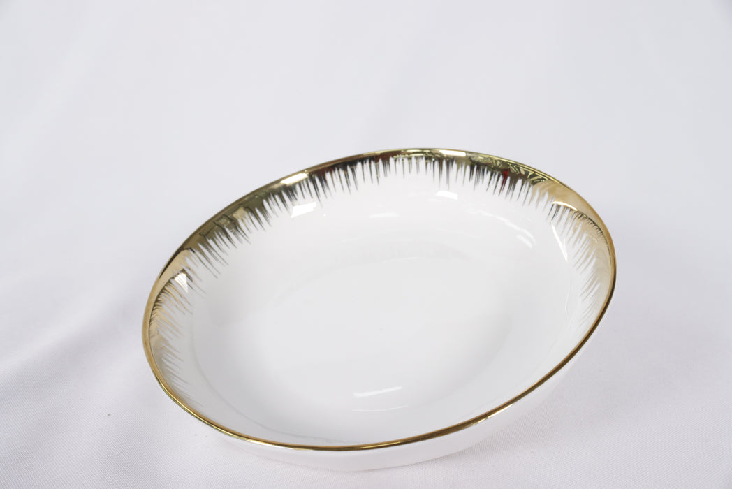 Golden Rimmed plate / 13880109