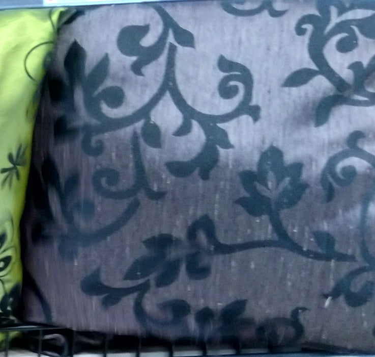 Sequin Pillow / 4010 / 1