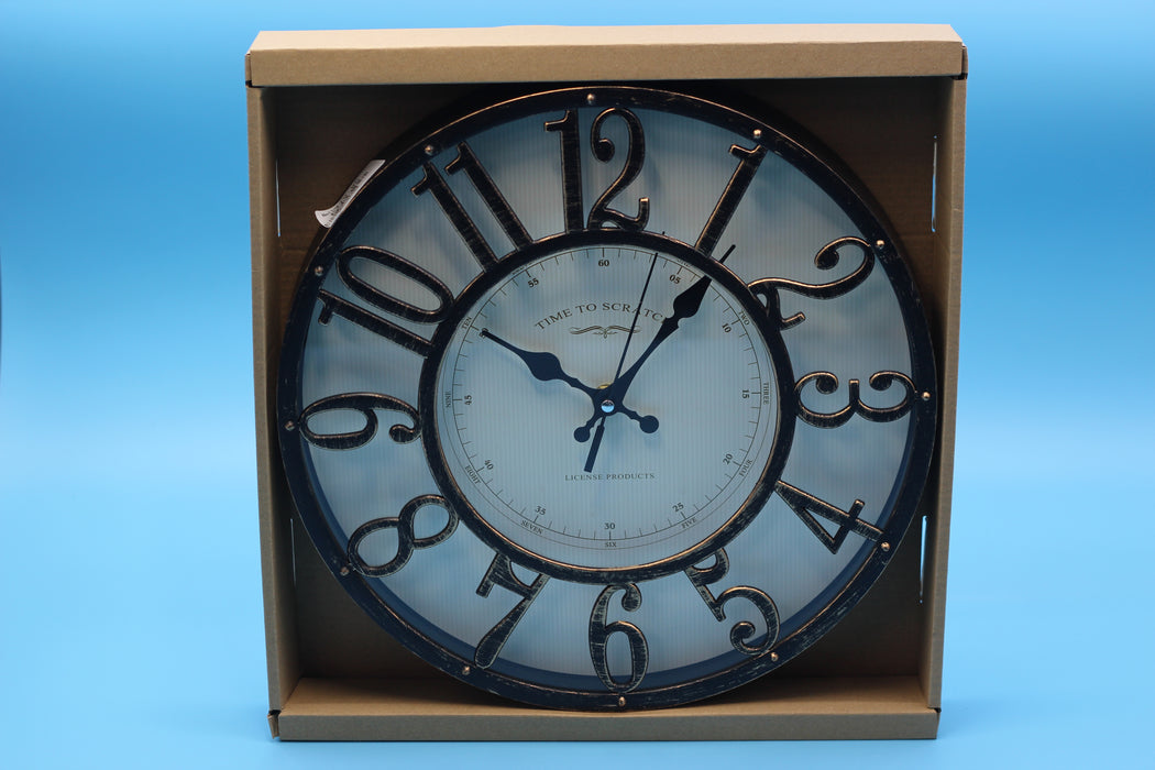 Hollow Clock / 12010235